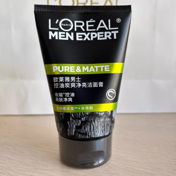 欧莱雅炭爽净亮洁面100ml